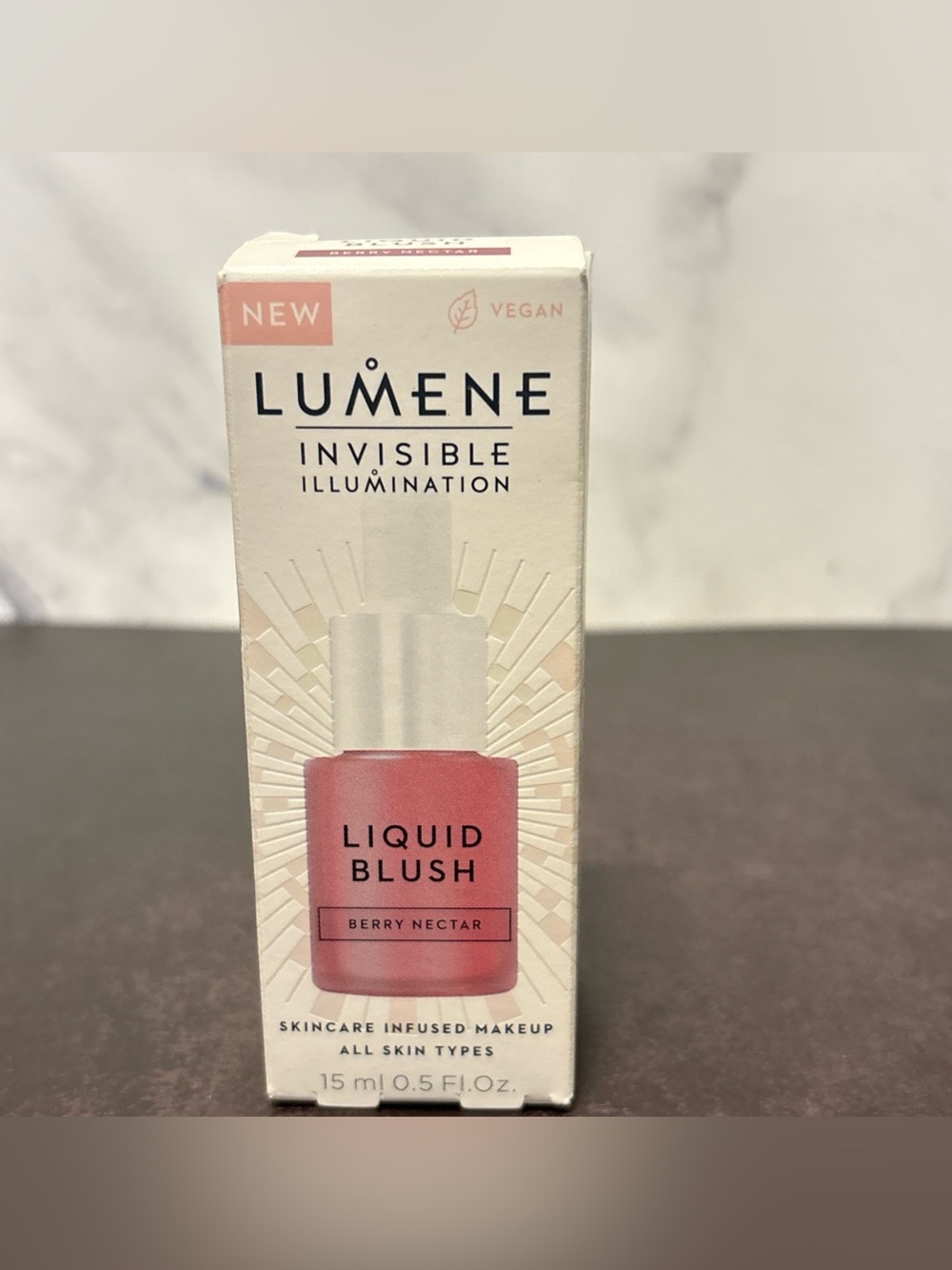 Lumene Invisible Illumination Liquid Blush - Berry Nectar (Pink)